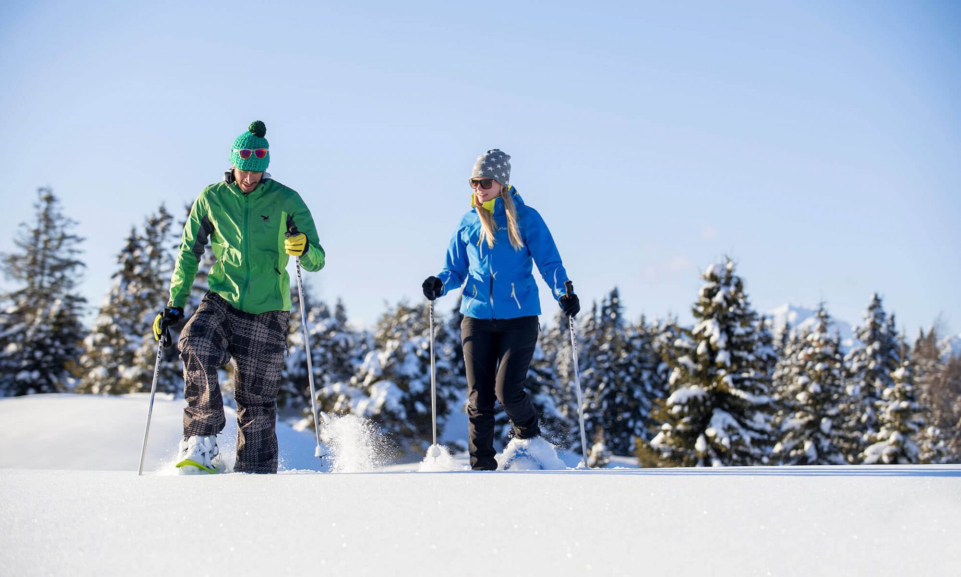 Snowshoeing and winter hiking in the Dolomites